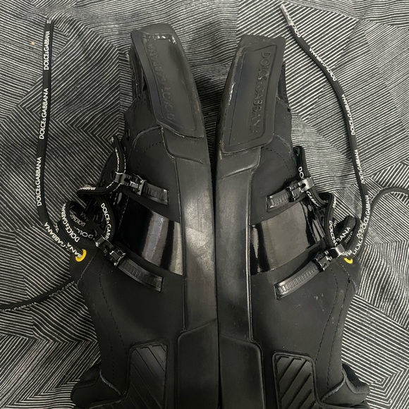 dolce gabbana black shoes. - Picture 6 of 7